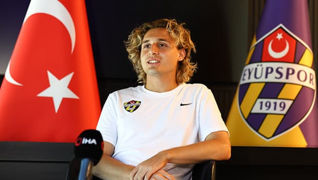 Hamza Akman: 'Galatasaray'dan kopmak kolay değildi, sebep altyapı değil'