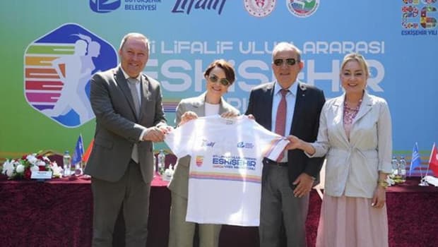 Eskişehir Yarı Maratonu 15-16 Ağustos'ta start alacak: '2026 Eskişehir Yılında Ben Koşuyorum'