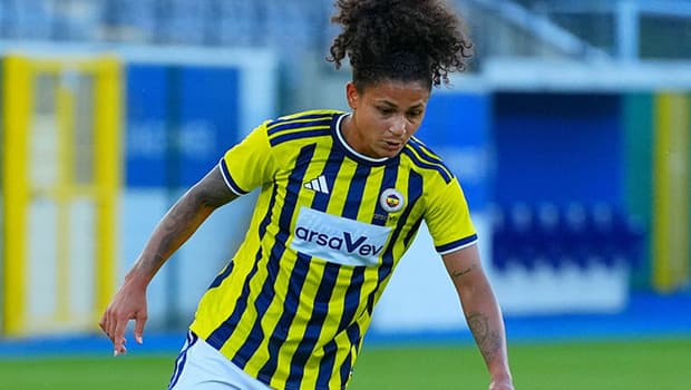 Fenerbahçe Kadın Futbol Takımı, Şampiyonlar Ligi'nde Penaltılarla Sahadan Ayrıldı