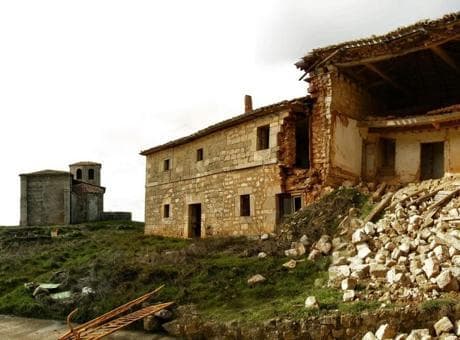 30 Yıl Terk Edilen İspanyol Köyü NASA'nın Seçimiyle Hayat Buluyor