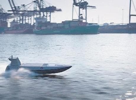 İngiltere'nin askeri araçlarında Çin kamerası şoku: Veriler Pekin'e mi gönderildi?