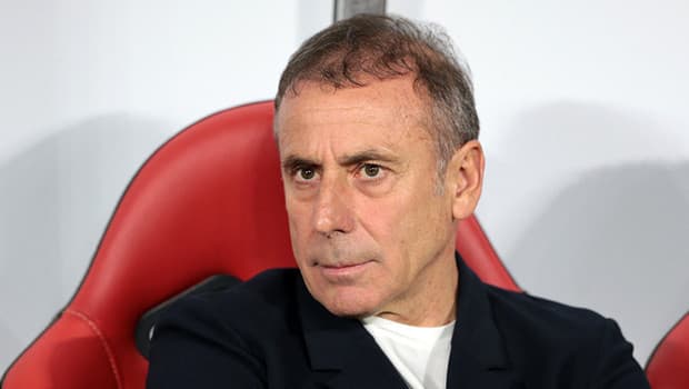 Trabzonspor Teknik Direktörü Abdullah Avcı'nın acı kaybı: Annesi Feriha Avcı hayatını kaybetti