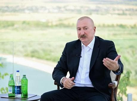 Aliyev'den Ermenistan'a Zengezur mesajı! 'Umarım konuyu uzatmayacaklardır'