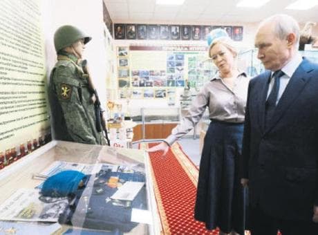 Putin'in 'tartışmalı ada' ziyareti Tokyo ile Moskova arasında gerilimi tırmandırdı
