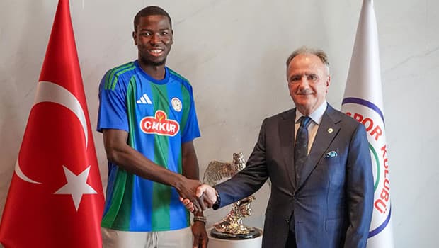 Çaykur Rizespor, Moussa Diakite'yi kadrosuna kattı