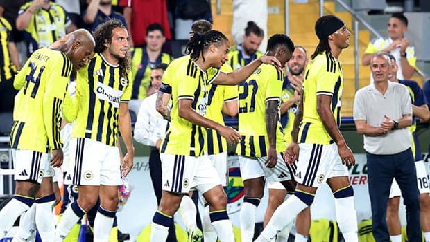 Fenerbahçe'de Gençlerbirliği mesaisi: 21 kişilik kamp kadrosu belli oldu