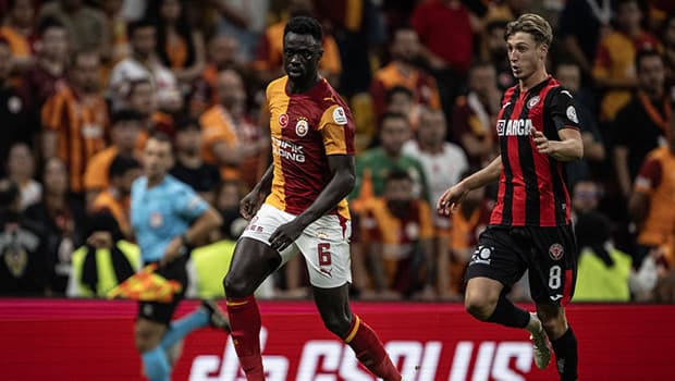 Galatasaray'da Davinson Sanchez'in hatası maça damga vurdu! Çorum FK karşısında kritik sürpriz