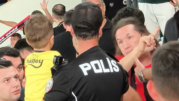 Gençlerbirliği-Fenerbahçe maçında minik taraftarın formasını çıkarttıran şahıs için gözaltı kararı