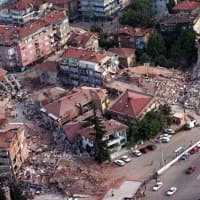 Türkiye'nin acı hatırası: 17 Ağustos 1999 Marmara Depremi'nin bilinmeyenleri