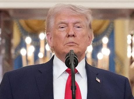 Trump'tan Umman'a sert uyarı: 'Önümüze çıkarlarsa fena halde bombalarız'