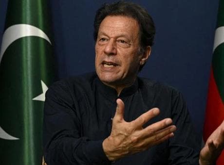 Pakistan'da tutuklu eski Başbakan İmran Khan için kritik karar: Hastaneye nakledilecek