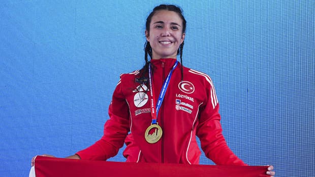 Milli pentatlet İlke Özyüksel'den tarihi Avrupa şampiyonluğu