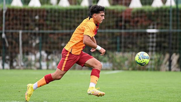 Galatasaray'dan sürpriz transfer hamlesi: Umut, Rizespor'a kiralandı
