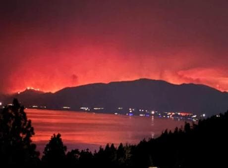 Kanada'da orman yangını felaketi: 9 bin 500 hektarlık alan küle döndü, 20 binden fazla kişi tahliye edildi