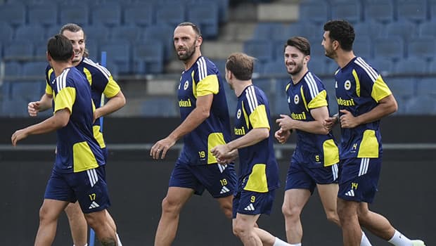 Fenerbahçe, Sturm Graz Deplasmanında Avantaj Peşinde