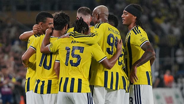 Fenerbahçe, Sturm Graz Deplasmanında Turu Garantilemeye Çıkıyor