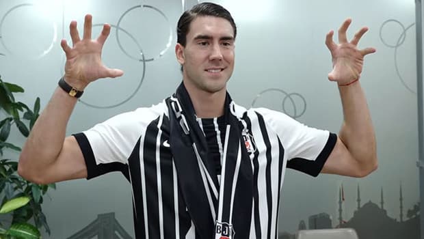 Vlahovic İstanbul'a ayak bastı: Beşiktaş'ın yeni golcüsünden ilk açıklamalar