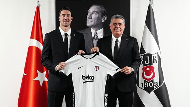 Vlahovic transferinde dikkat çeken UNICEF detayı: Formalardan elde edilecek gelirin yüzde 10'u çocuklara