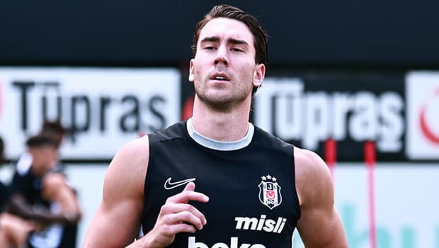 Vlahovic, Beşiktaş ile ilk antrenmanına çıktı: Yeni sezon hazırlıkları başladı