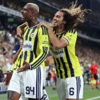 Fenerbahçe-Lyon Şampiyonlar Ligi play-off maçı hangi kanalda? Şifresiz yayın bilgileri